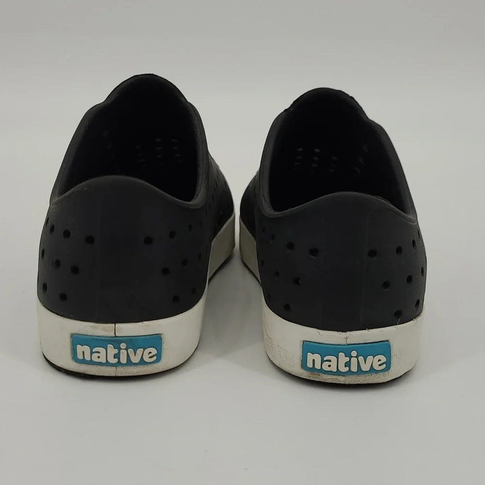 Native Black Slip On Junior Size 3